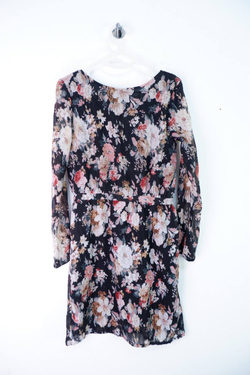 Платье Minimum цветочное,маркировка 34, визуально 40/42 размер