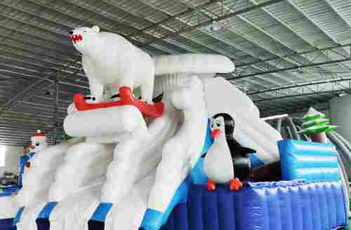 Наземный надувной аквапарк «Морское царство 3» с фигурой пингвина 23*23*6 м