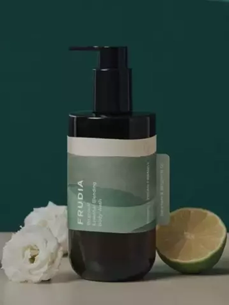 Frudia Гель для душа с маслом герани и бергамота - Re:proust essential blending body wash, 300мл