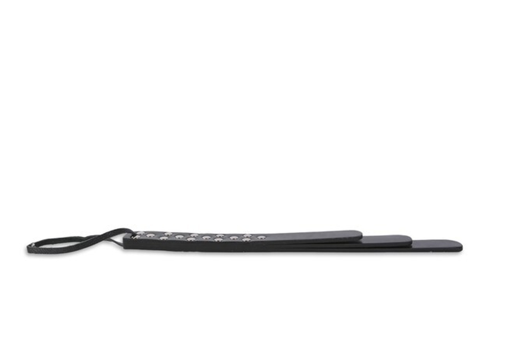 Трехуровневая шлепалка с заклепками (Цвет: черный)