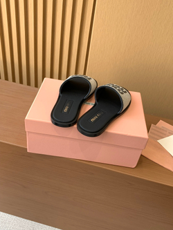 Miu Miu Slide (2 colors)