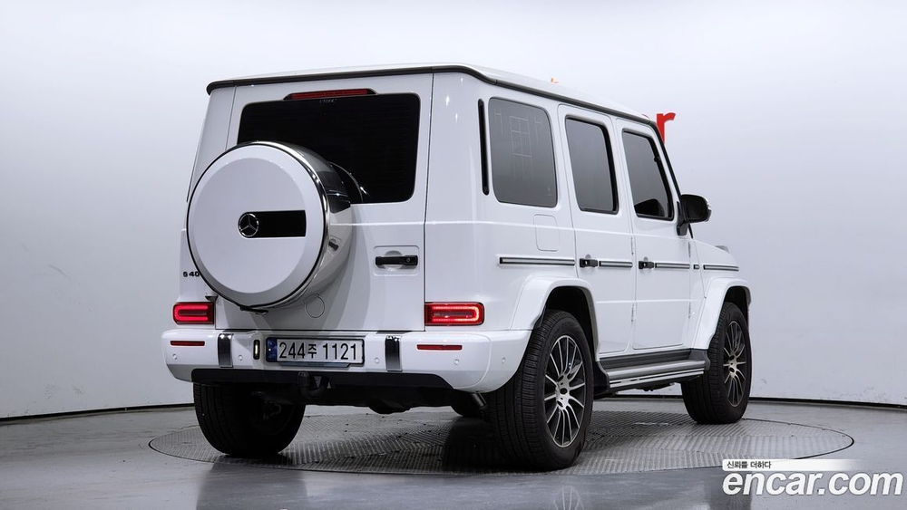 Mercedes-Benz G-Class W463b G400 d (08.2023)