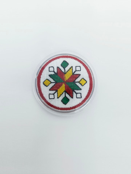 Знак-оберег с вышивкой