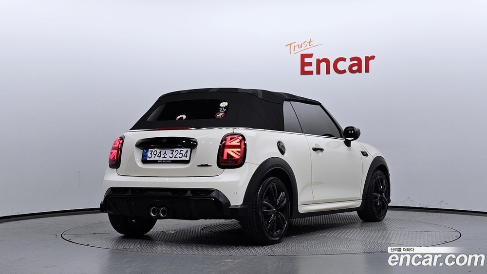 Mini Cooper S Convertible JCW (01.2022)