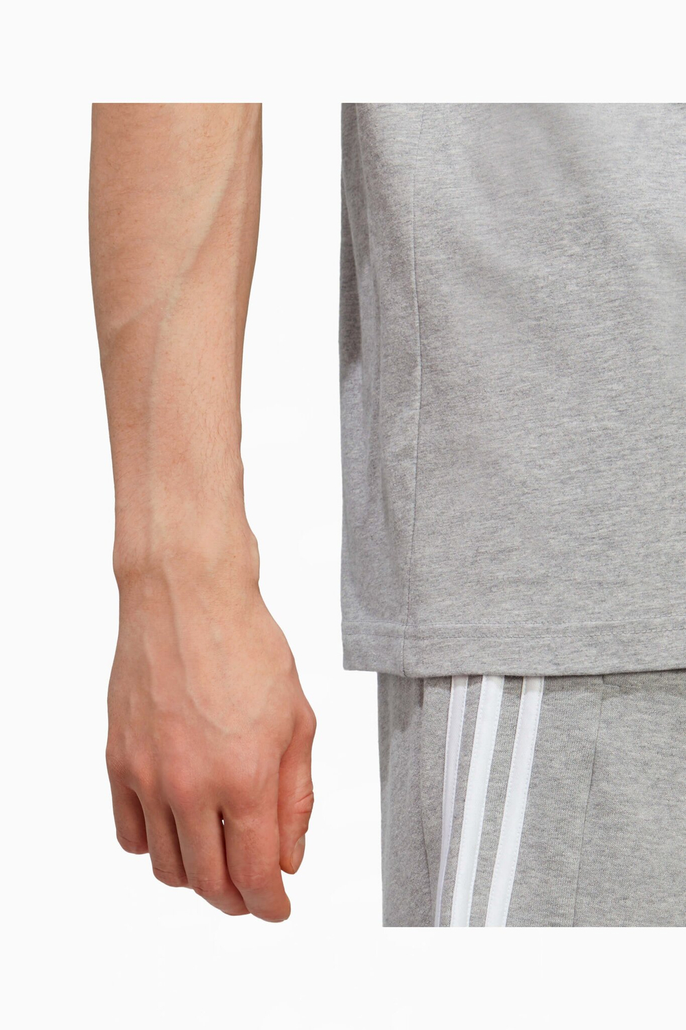 Футболка adidas Essentials Single