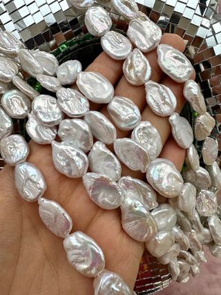 Жемчуг овальный барочный 13-18мм (1шт)