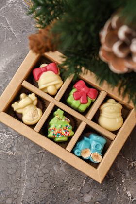 Фигурные новогодние конфеты