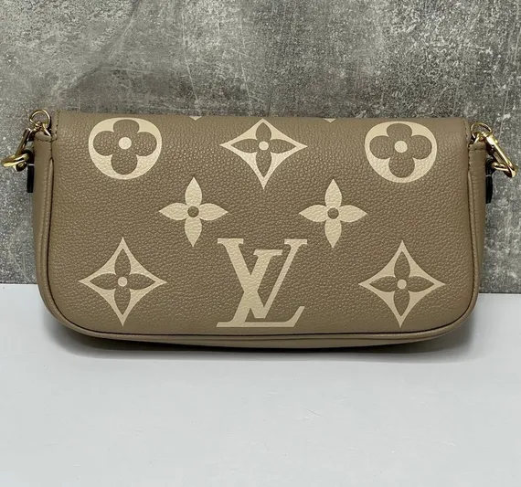 Кошелек женский Louis Vuitton Ivy на цепочке бежевый