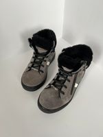 Ботинки новые Dior, 33