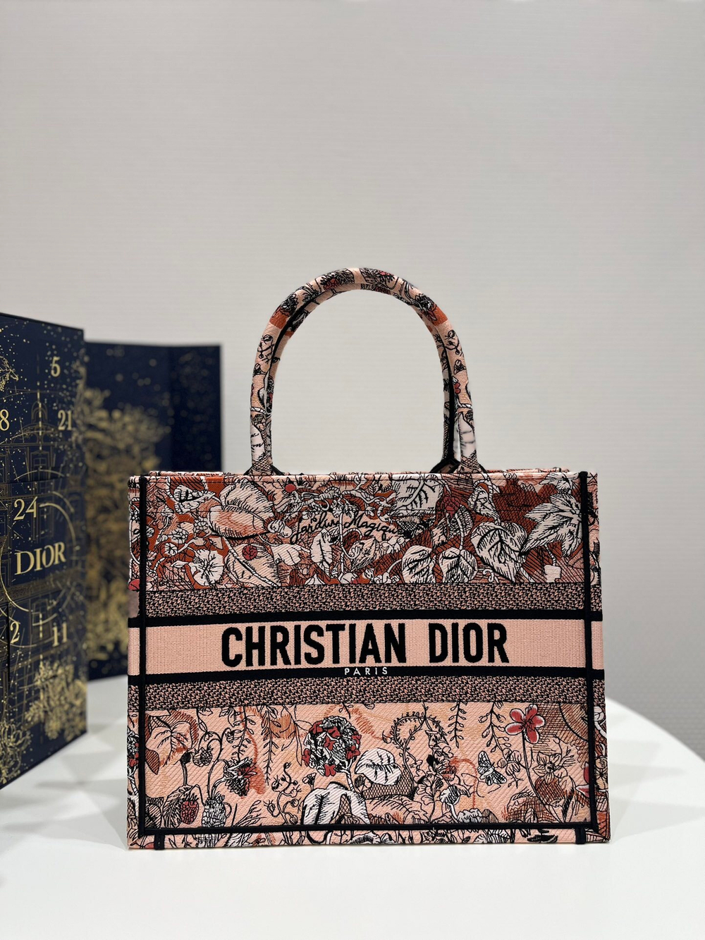 Christian Dior Book Tote 36 cm