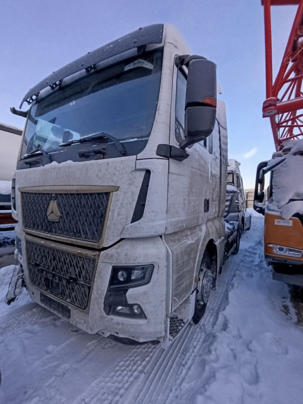 SITRAK C7H MAX 4x2 Седельный тягач ZZ4186V391HE (Дизельный, 12,4 л, 480 л.с., АТ)