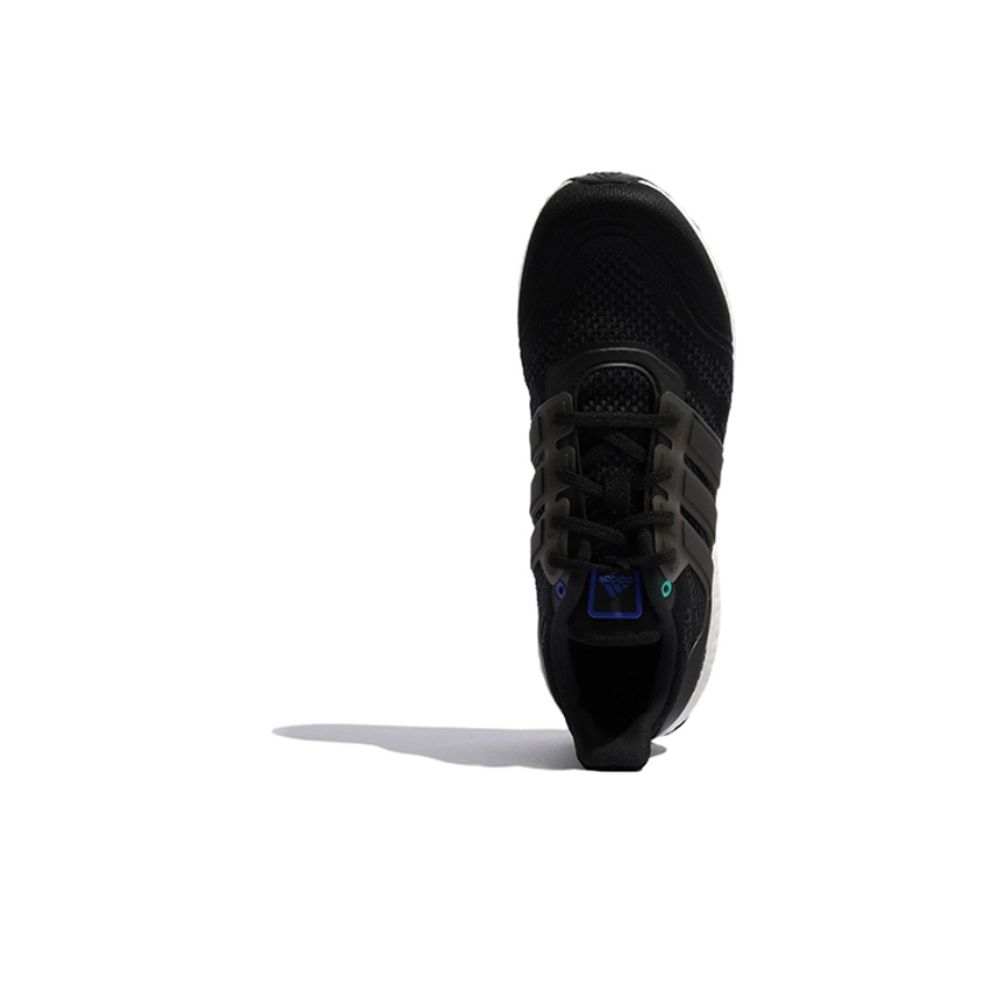 Кроссовки Adidas UltraBoost DNA Cozy Wear 'Resistant Black' GY9824