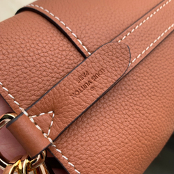 Louis Vuitton Lock and Walk