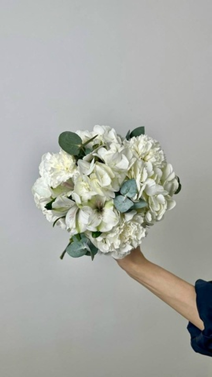 Букет невесты в оливковых тонах