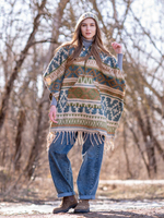 Пончо шерстяное с орнаментом