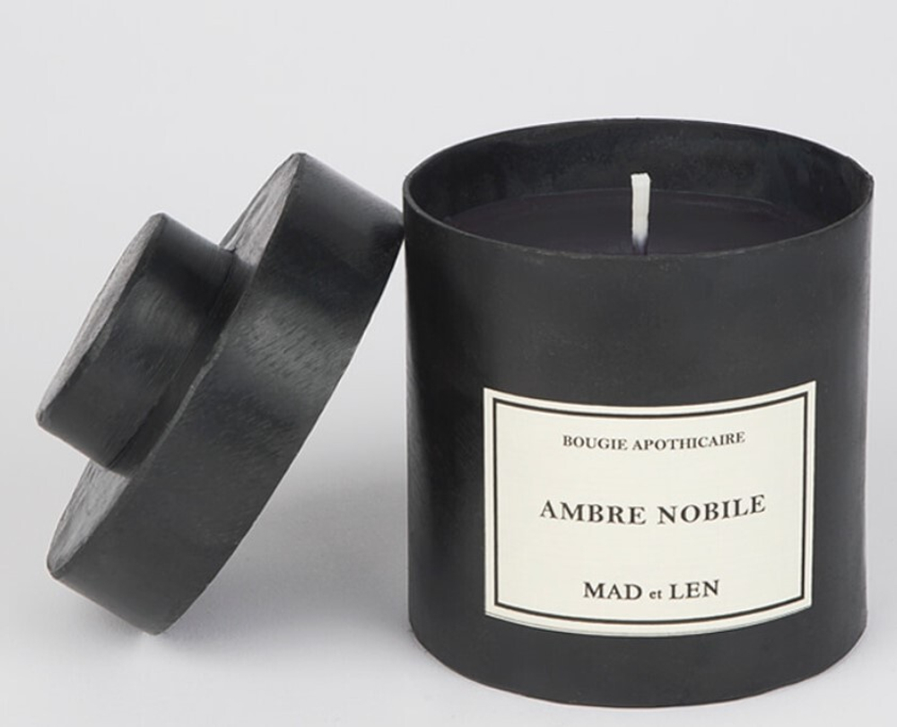 Свеча ароматическая Ambre Nobile MAD ET LEN воск/black 300g