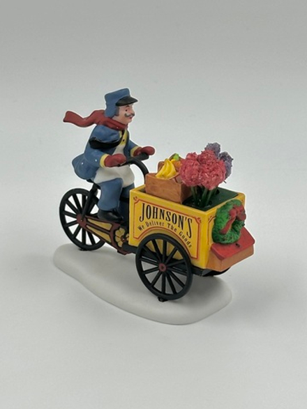 Фигурка Доставщик на велосипеде Department 56