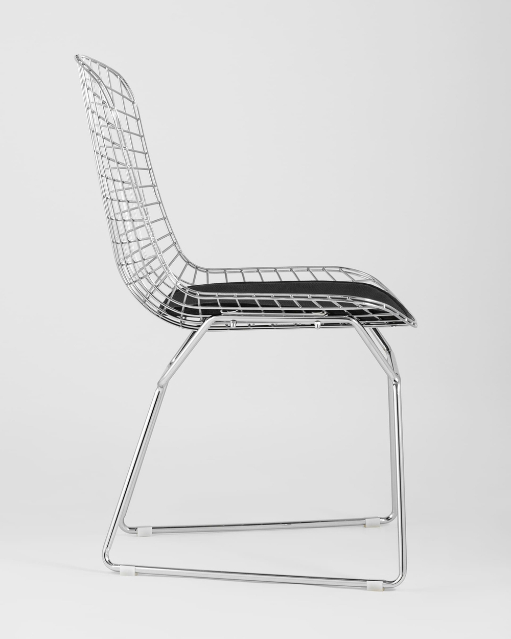 Стул обеденный Bertoia хромированный с черной подушкой 4 шт