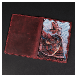 Кожаная обложка на паспорт «Шаманка» (фигура)