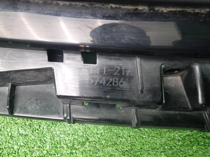 Решетка радиатора Geely Tugella (2022-2024)