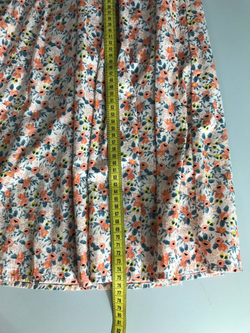 Юбка цветочная, визуально на 48 размер