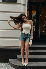 Боди с перекрутом