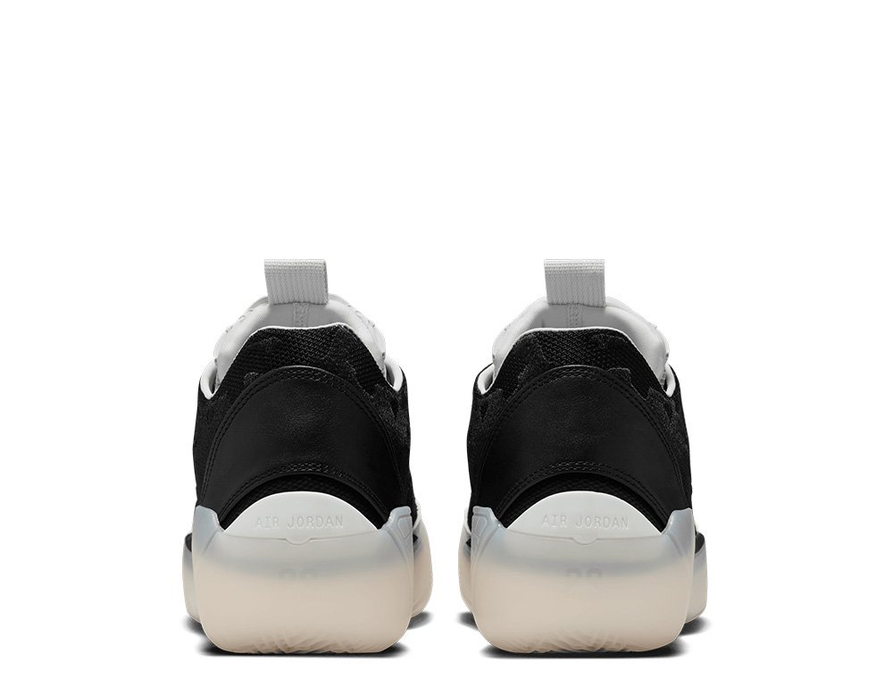 Баскетбольные кроссовки Air Jordan XXXIX "Barons"