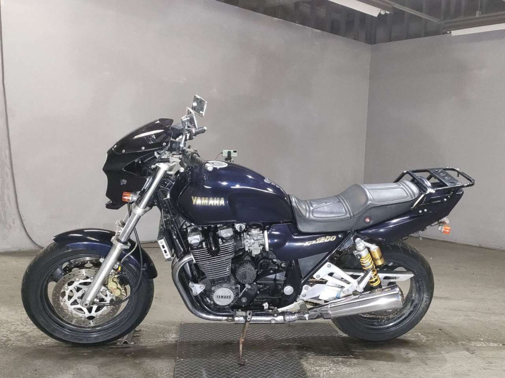 Yamaha XJR1200 040273