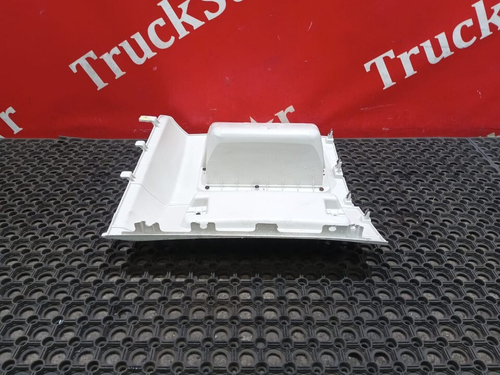 Бардачок вещевой левый 2023г