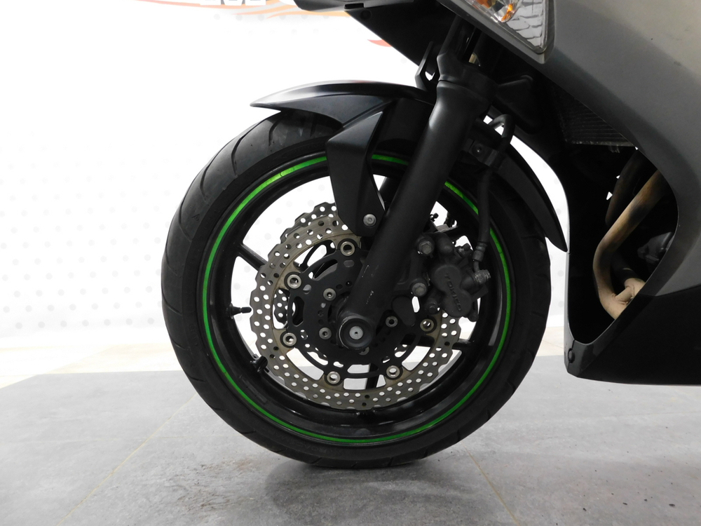 Kawasaki Ninja 400 038402