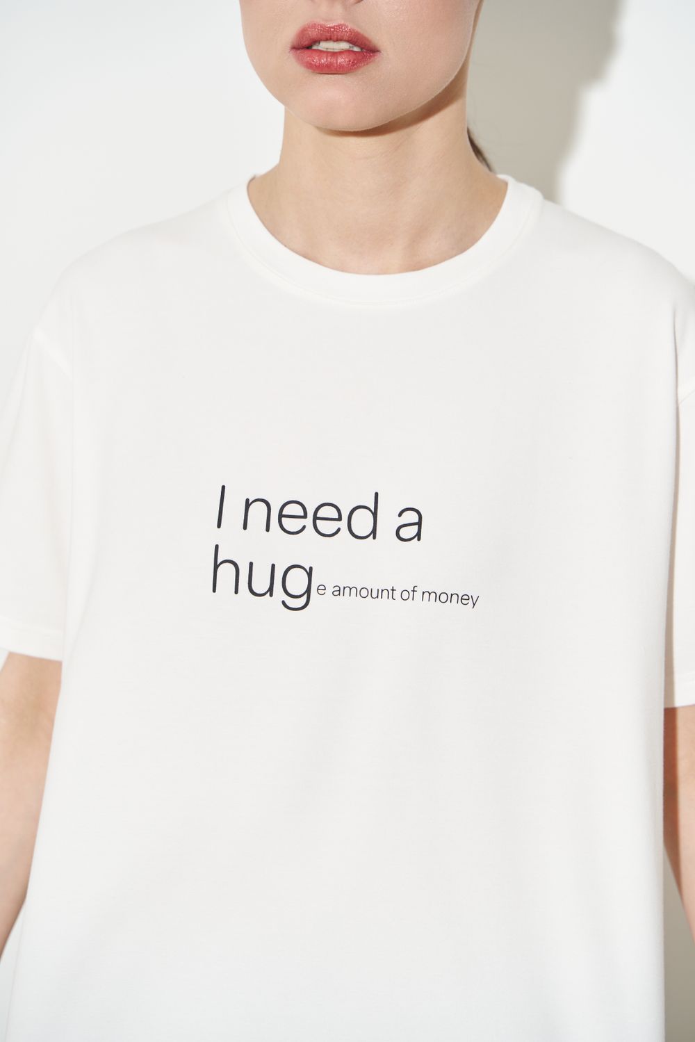 ФУТБОЛКА «HUGE AMOUNT»