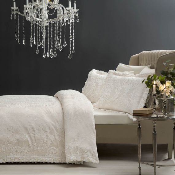 Постельное белье FAUSTA жаккард с кружевом бежевый TIVOLYO HOME Турция