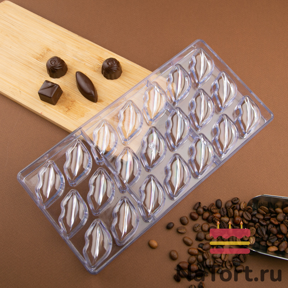 Форма поликарбонатная «Губы» 21 ячейка