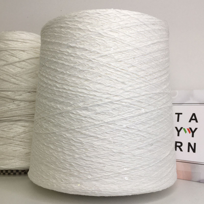 MAGIC; 100% хлопок, прозрачные пайетки 2мм; 580м/100гр; Есть бобинка: 70, 135 гр