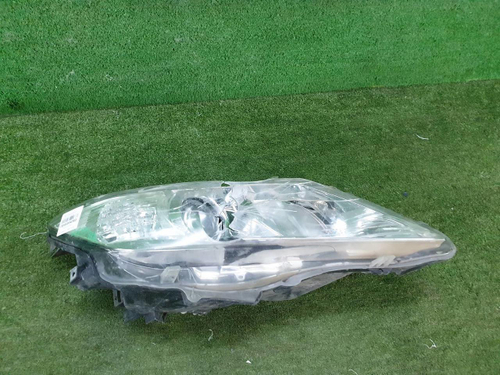 Битая Фара правая Toyota Camry 7 XV50 (2011-2014) ксенон не адаптив