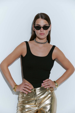 Ободок-чокер с мелким жемчугом