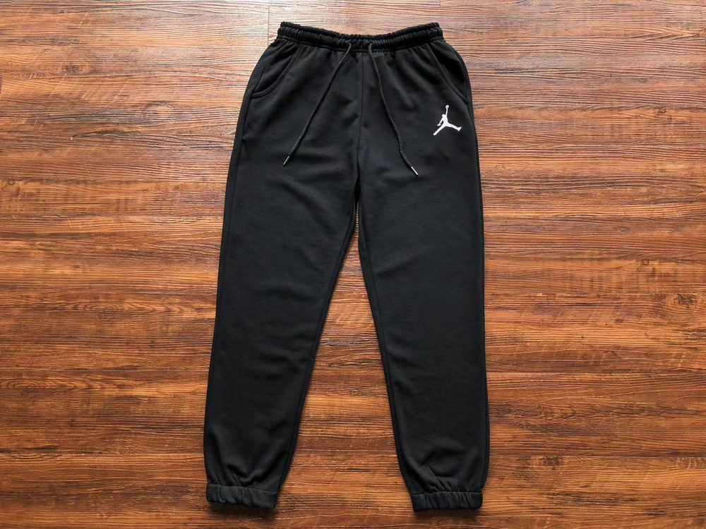 Купить черные спортивные штаны Air Jordan