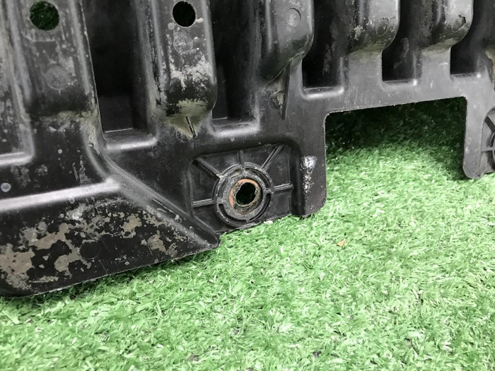 Пыльник переднего бампера Mercedes E W213 (16-21)