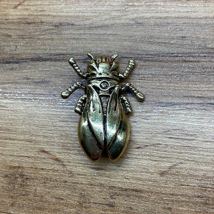 Брошь-кулон Майский жук металл золотистый