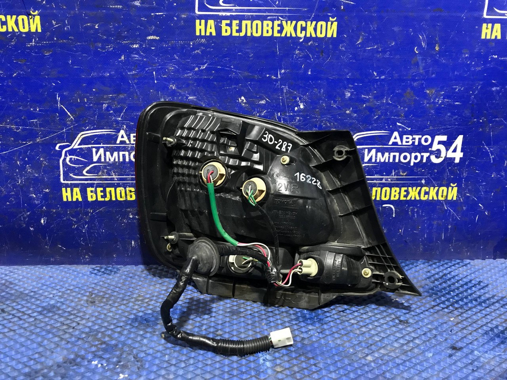 Стоп правый TOYOTA ARISTO 2000-2004