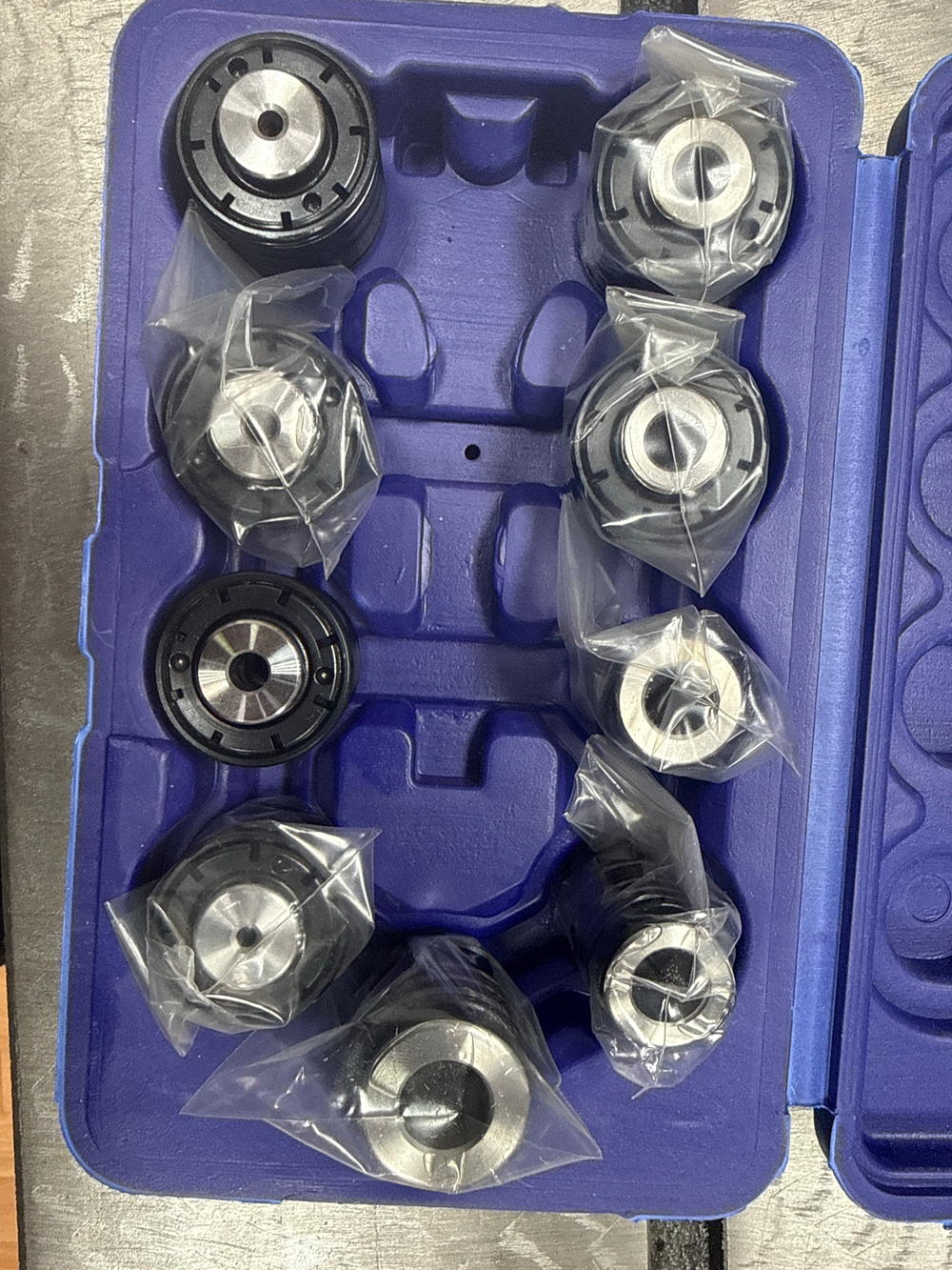 M3-M20 Автоматизированный резьбонарезной манипулятор Вертикальный резьбонарезной станок со смазкой