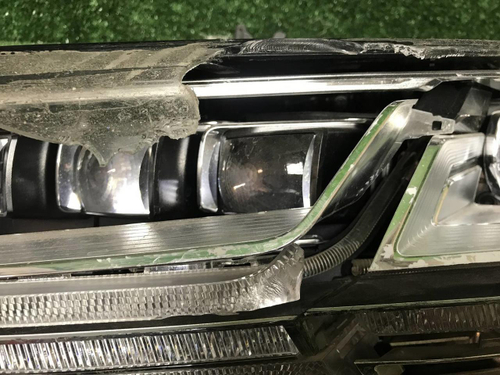 Битая Фара левая Audi Q7 2 (2015-2019) Full LED
