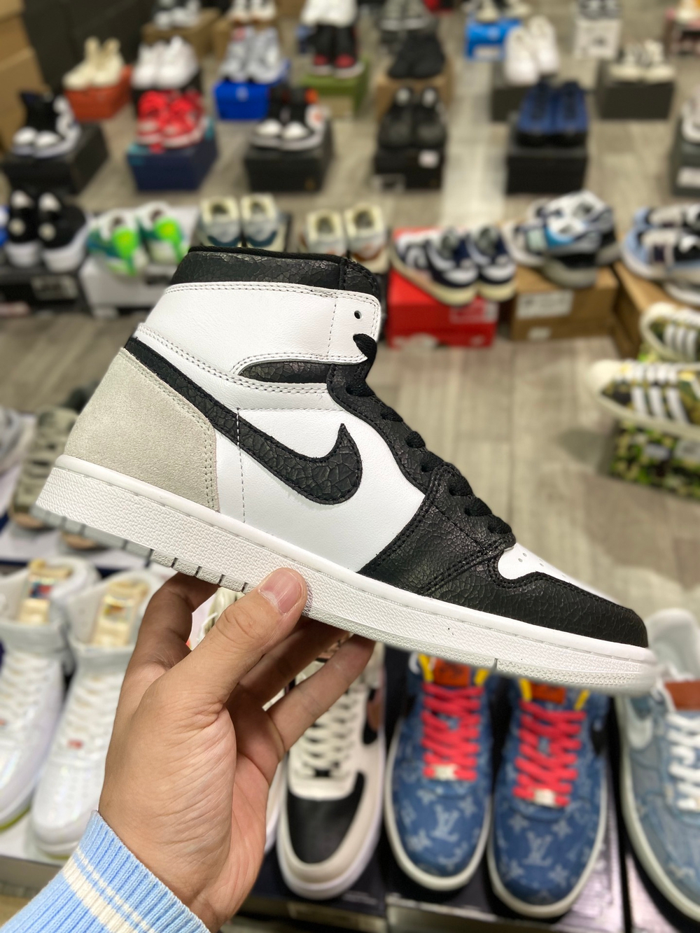 Jordan 1 Retro High OG Stage Haze