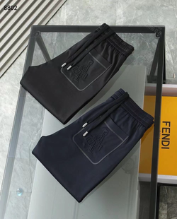 Спортивные штаны Prada