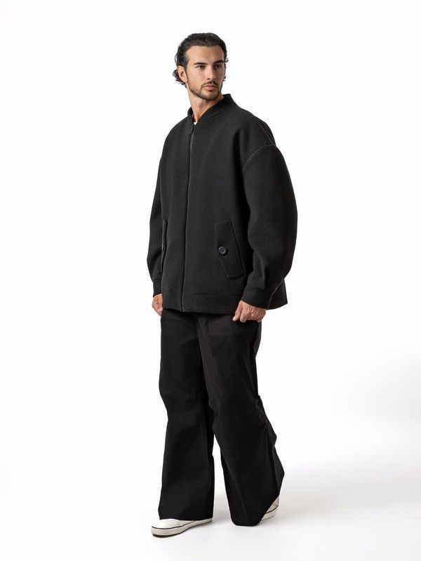 Бомбер утепленный черный - фото 1