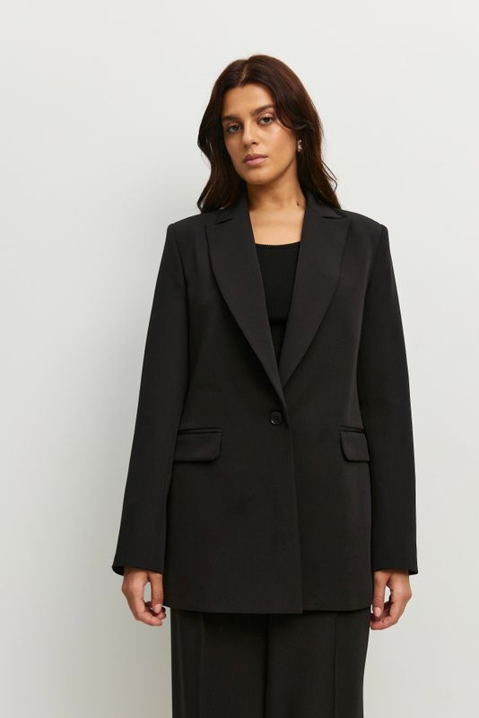 Жакет однобортный, черный