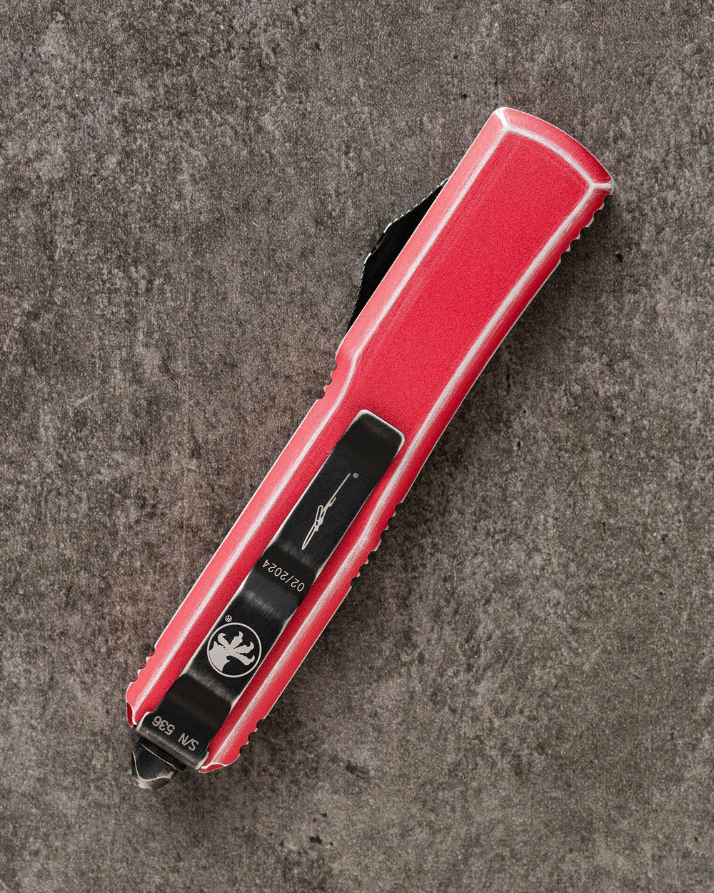 Автоматический складной нож SteelBro Microtech Ultratech T/E Distressed Red 123-1DRD (черный-красный)