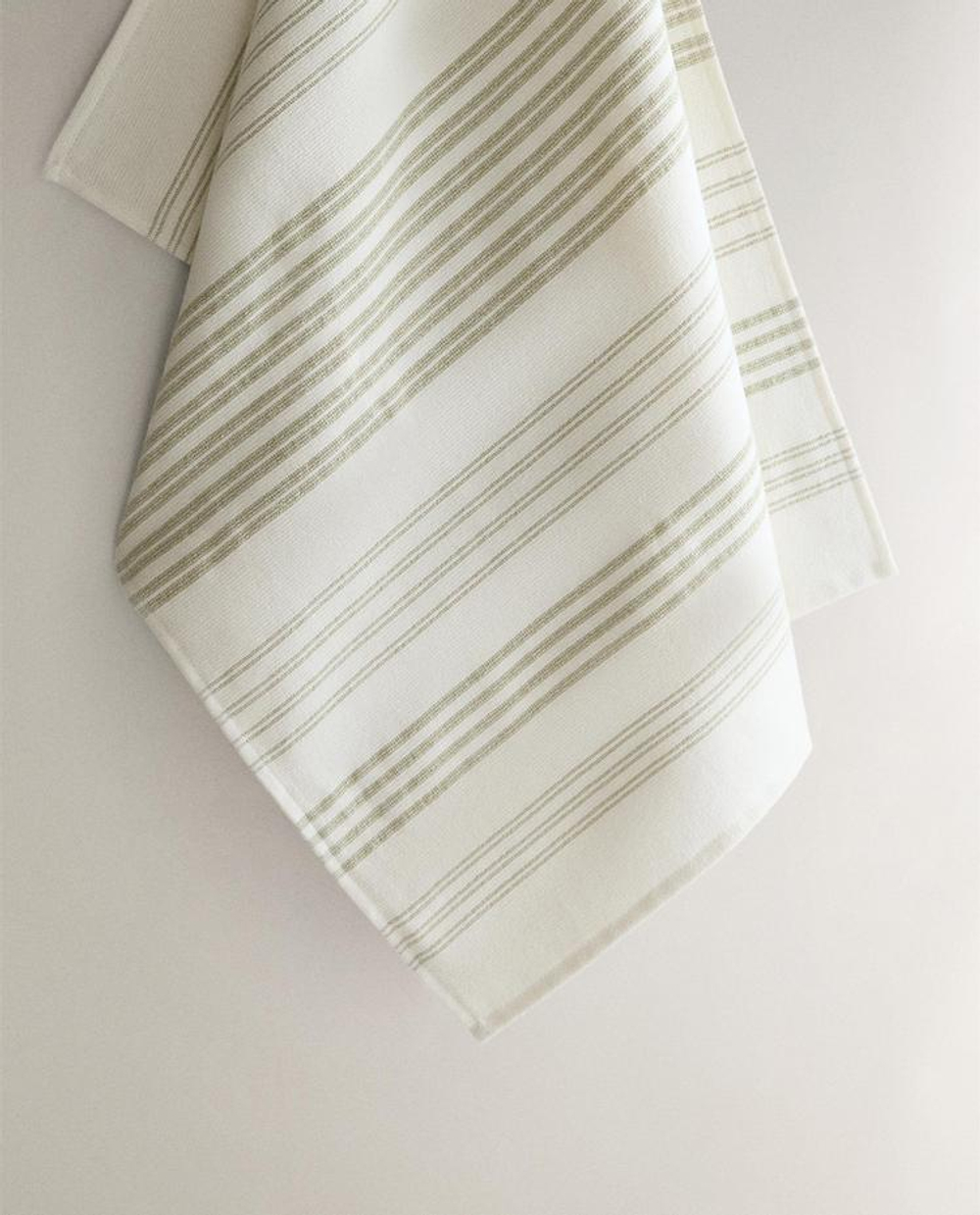 ZARA HOME МАХРОВОЕ КУХОННОЕ ПОЛОТЕНЦЕ ИЗ ХЛОПКА В ПОЛОСКУ, ЗЕЛЕНЫЙ
