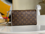 Louis Vuitton Locker Dopp Kit