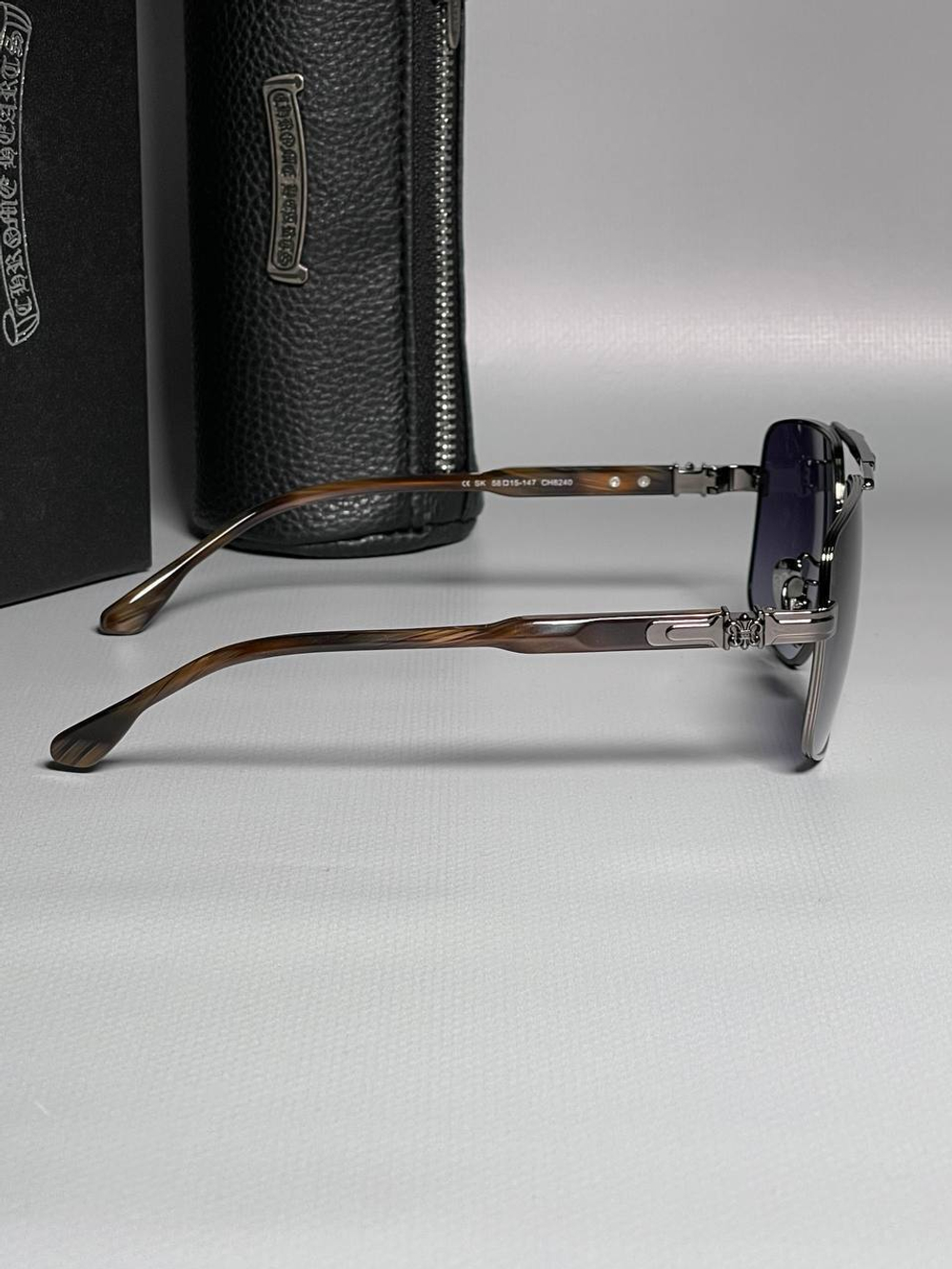 Солнцезащитные очки Chrome Hearts